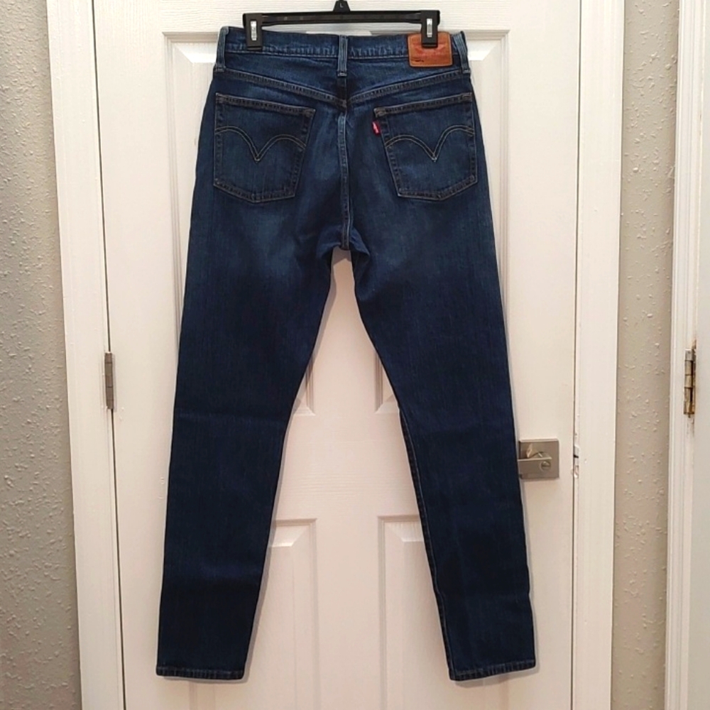 Levi's 501 EUC - Picture 2 of 5